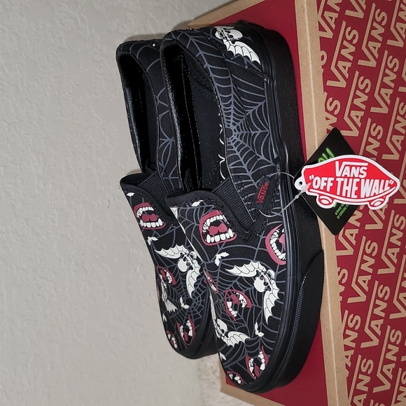 Vans Shoes - Vans Classic  Slip On Glow Fright